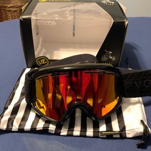 Vonzipper goggles